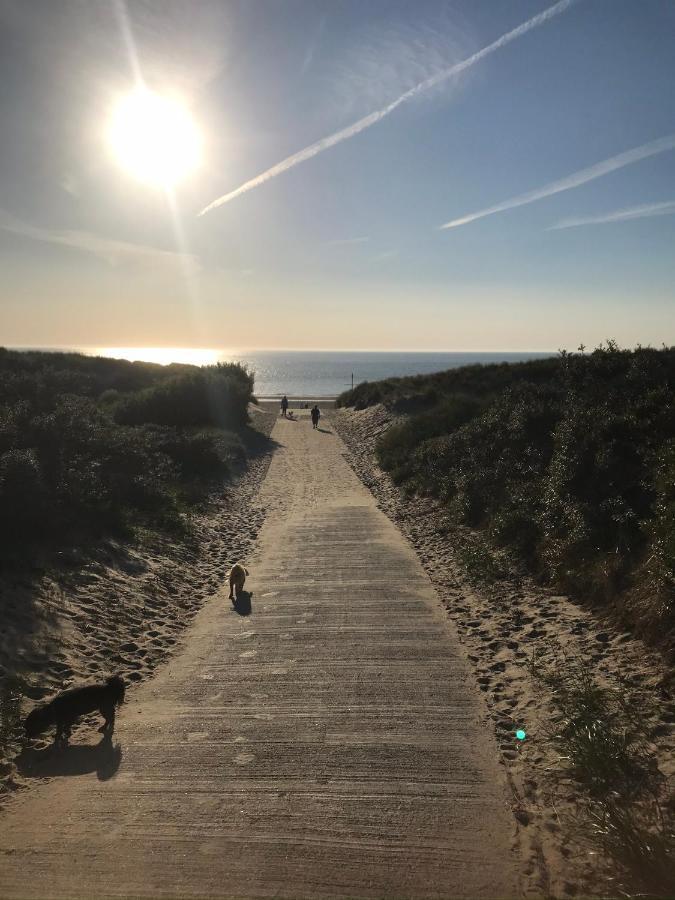 T Huuske Tuinappartement Met Fantastisch Uitzicht, Nabij Zee Zonnemaire Exterior foto