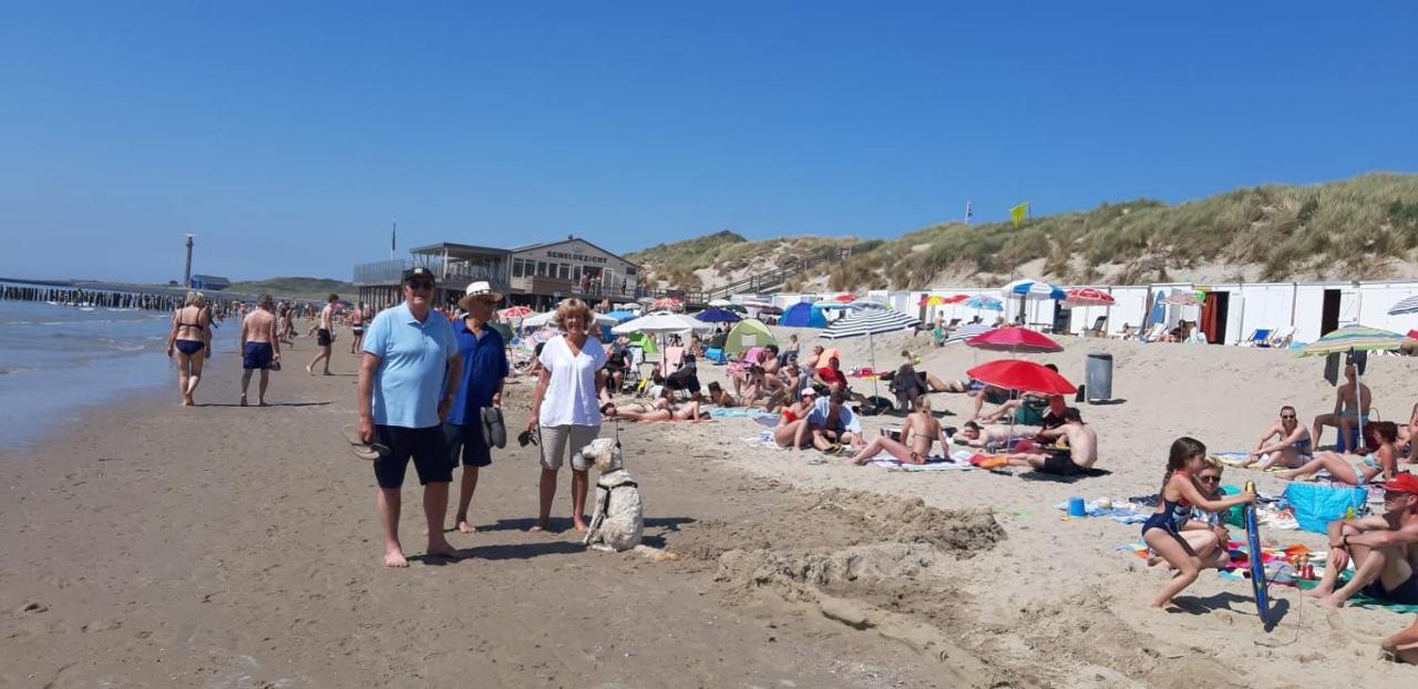 T Huuske Tuinappartement Met Fantastisch Uitzicht, Nabij Zee Zonnemaire Exterior foto